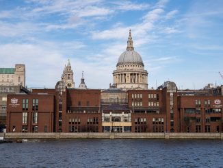 nick gibb to close schools