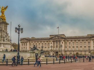 harry and meghan buckingham palace and accusations of racism