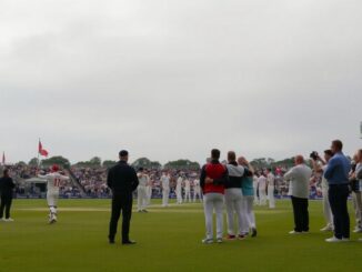 cricket community comes together to honor bondi tragedy victims during ashes series 1765967509