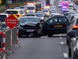 severe traffic disruption after serious crash in south wales 1765501731