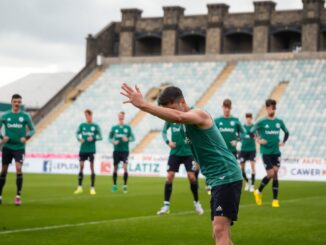 hibs battle against rangers overcoming injury woes and managerial challenges 1769781213